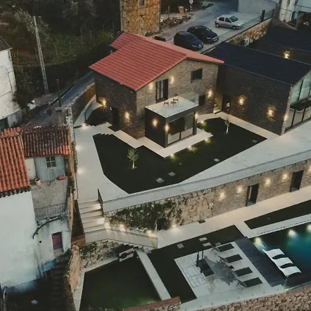Empreendimento Serra Holiday home Cortes do Meio