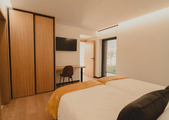 Empreendimento Serra بيت للعطل Cortes do Meio