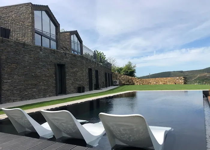 Empreendimento Serra * Cortes do Meio