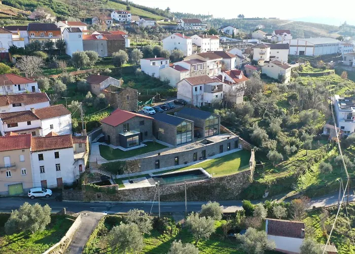 בית נופש Empreendimento Serra Cortes do Meio