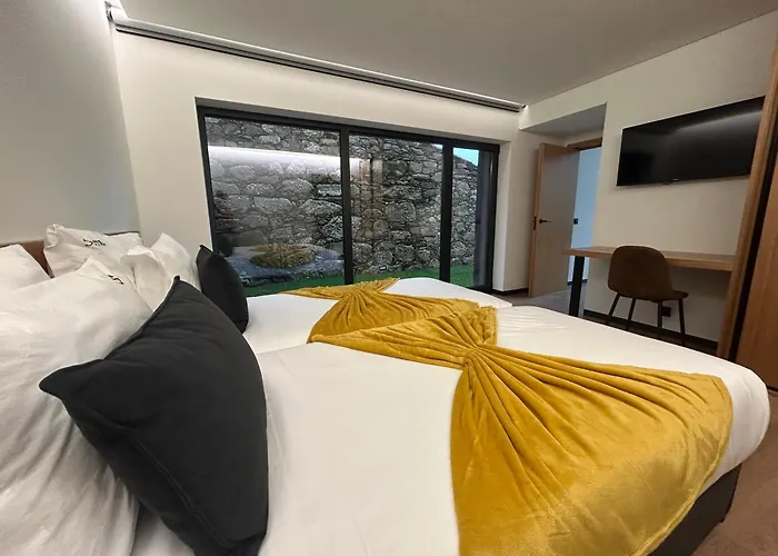 Empreendimento Serra بيت للعطل Cortes do Meio